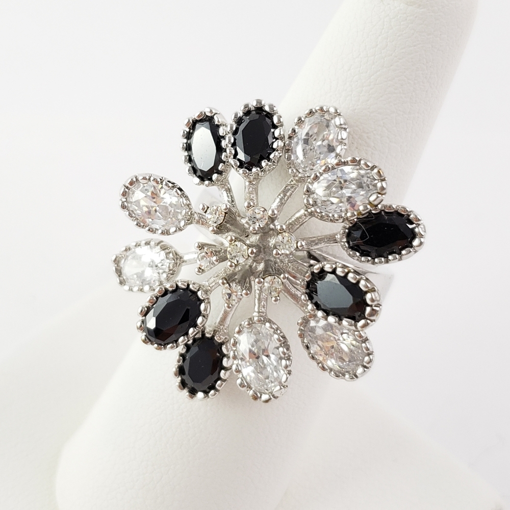 Statement Ring Black & Brilliant Stones size 7